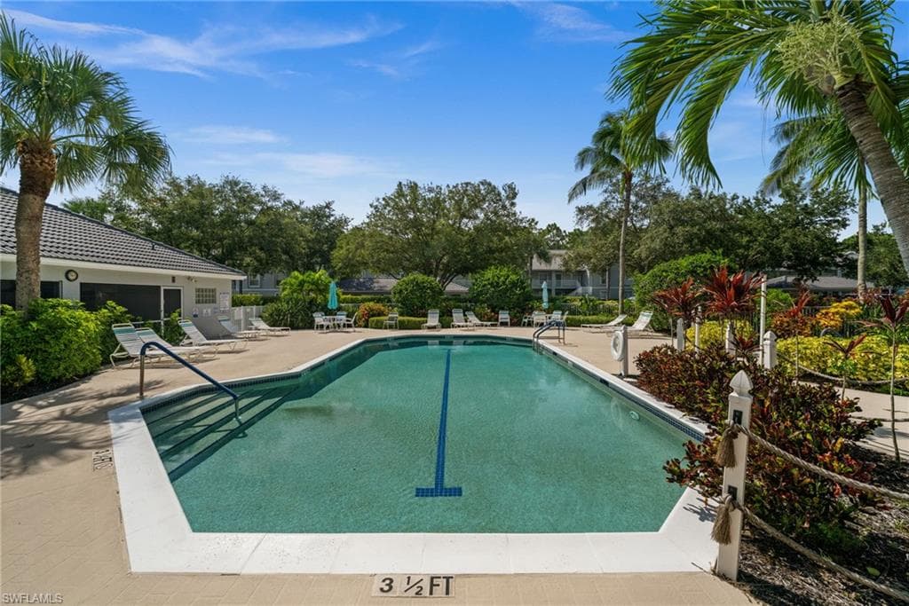 25711 Lake Amelia WAY 102-32
