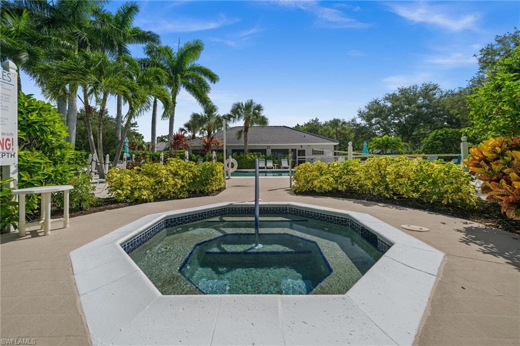 25711 Lake Amelia WAY 102-34