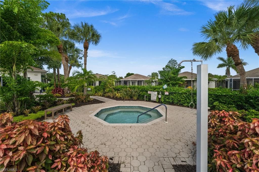 25711 Lake Amelia WAY 102-33