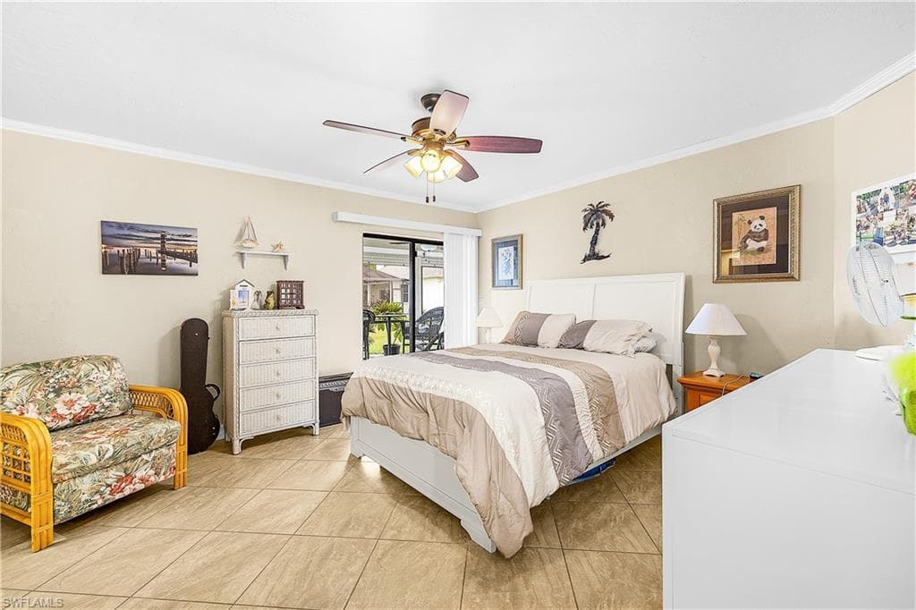 4708 SW 8th PL 105-12