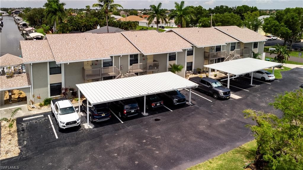 4708 SW 8th PL 105-32