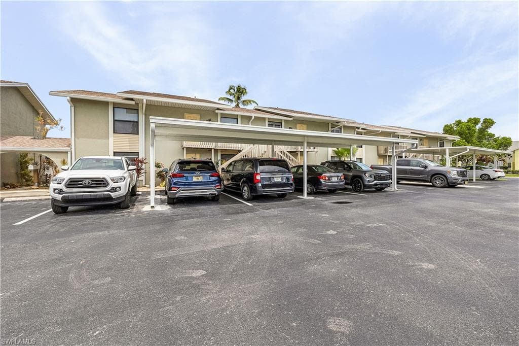 4708 SW 8th PL 105-25