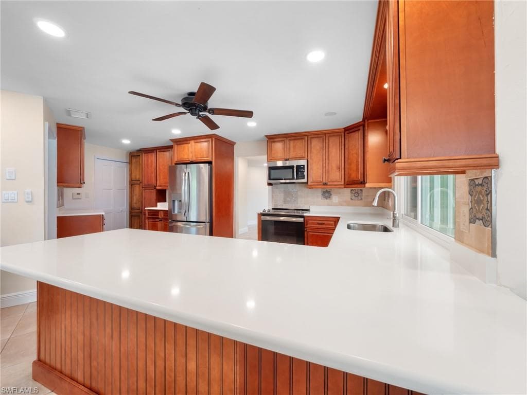 13314 Island RD-16