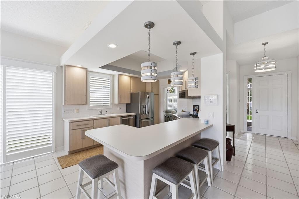 3444 Donoso CT-11