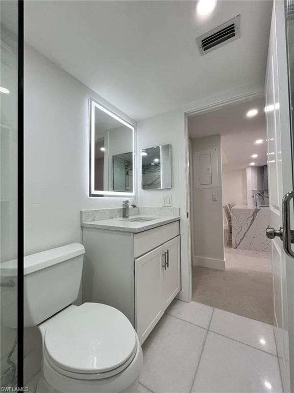 6655 Estero BLVD 114-23