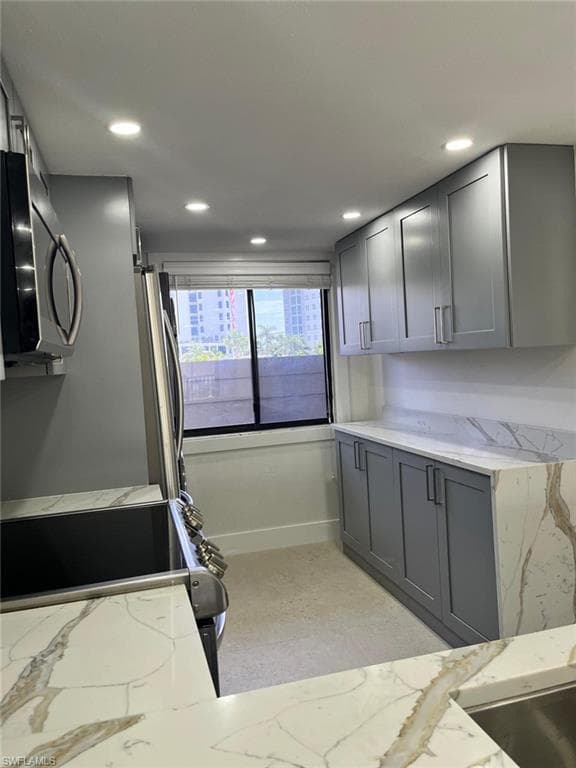 6655 Estero BLVD 114-10