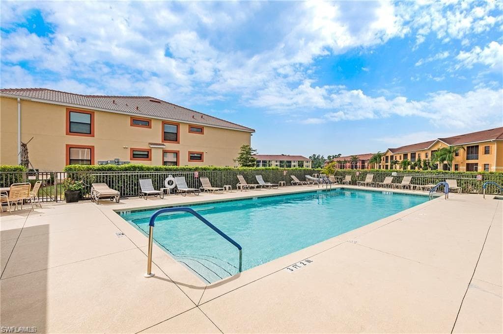 13771 Julias WAY 223-23