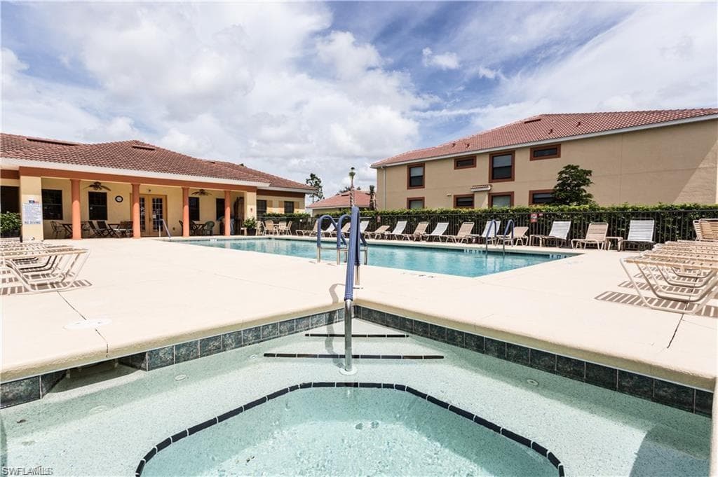 13771 Julias WAY 223-22