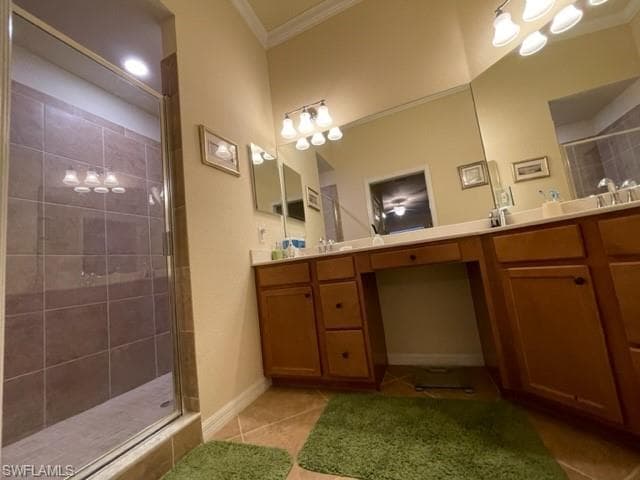 13771 Julias WAY 223-20