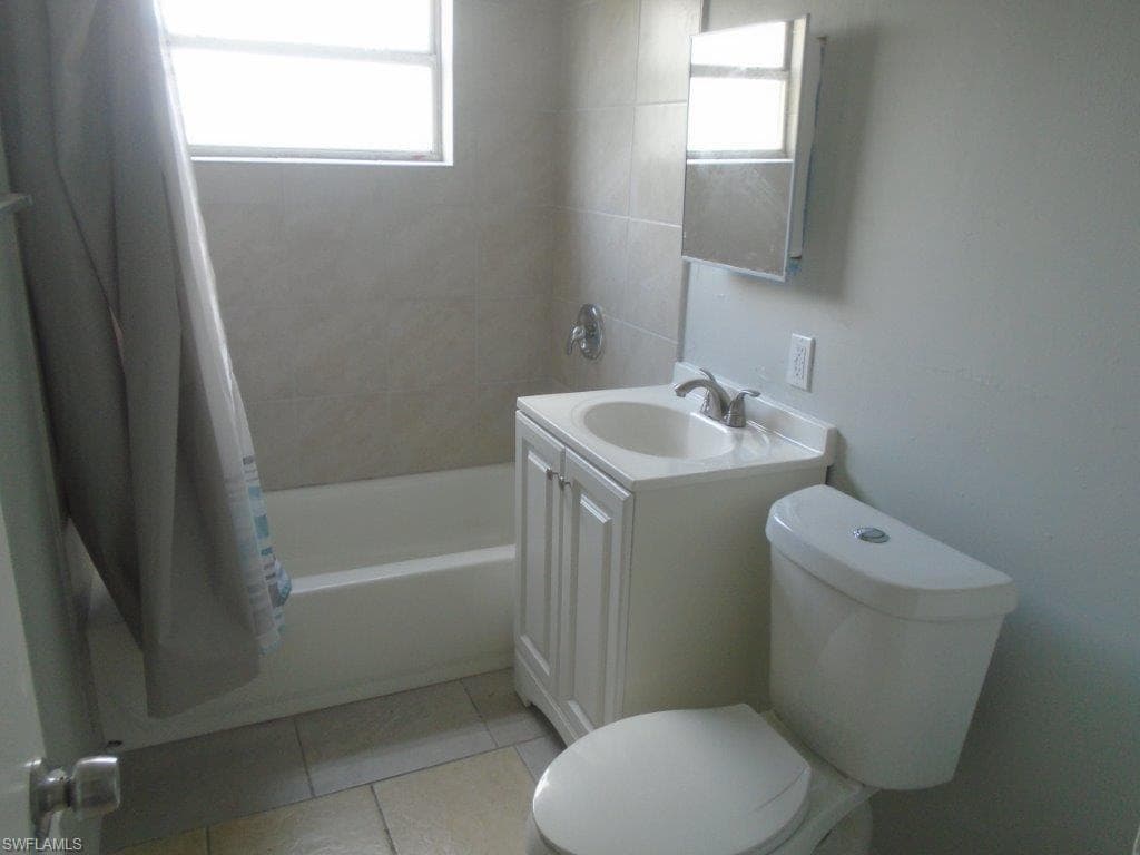 330 Ottumwa AVE-6