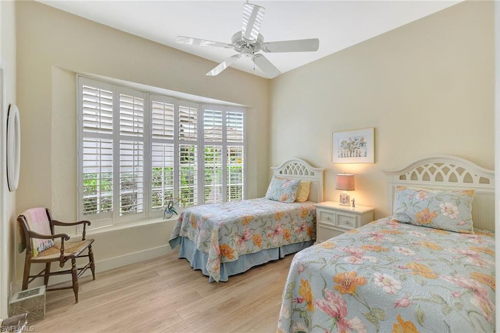 10401 Quail Crown DR-15
