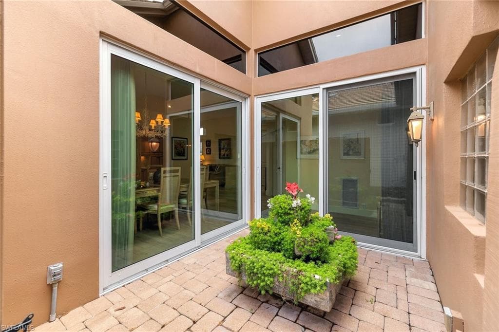 10401 Quail Crown DR-11