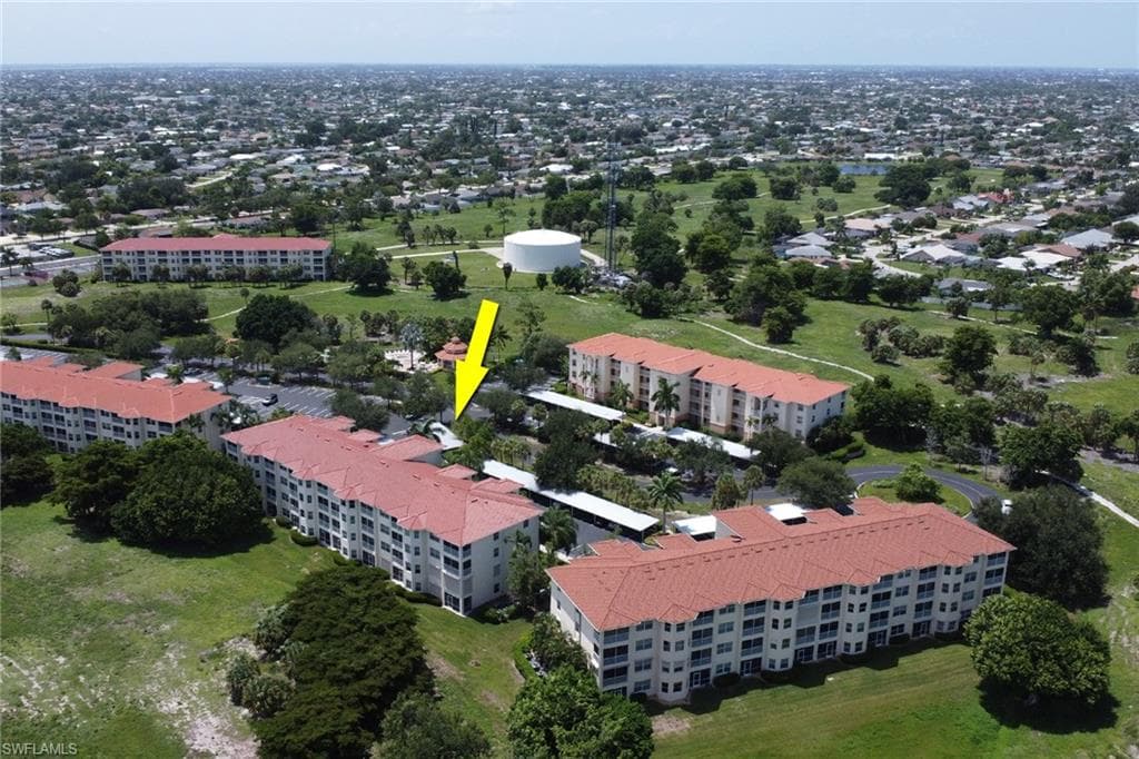 4011 Palm Tree BLVD 302-35