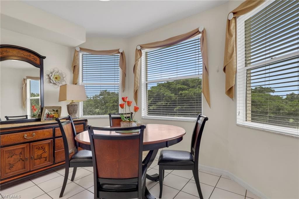 4011 Palm Tree BLVD 302-5