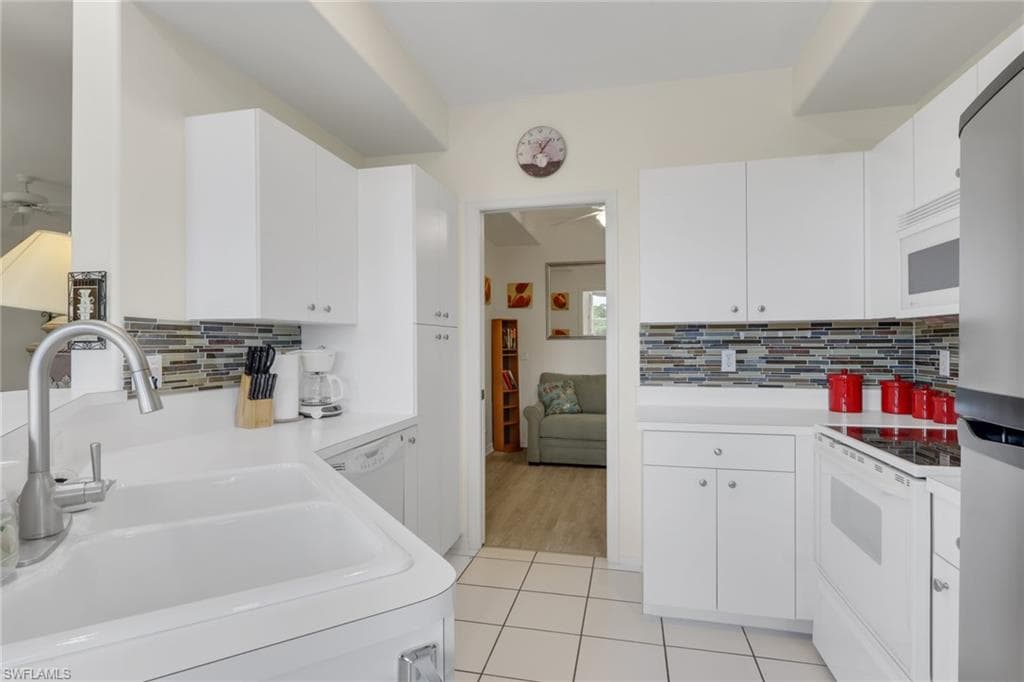 4011 Palm Tree BLVD 302-8