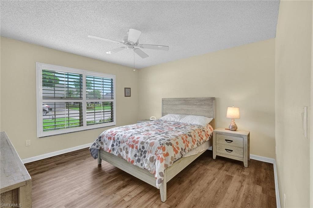 1214 Medinah DR-21