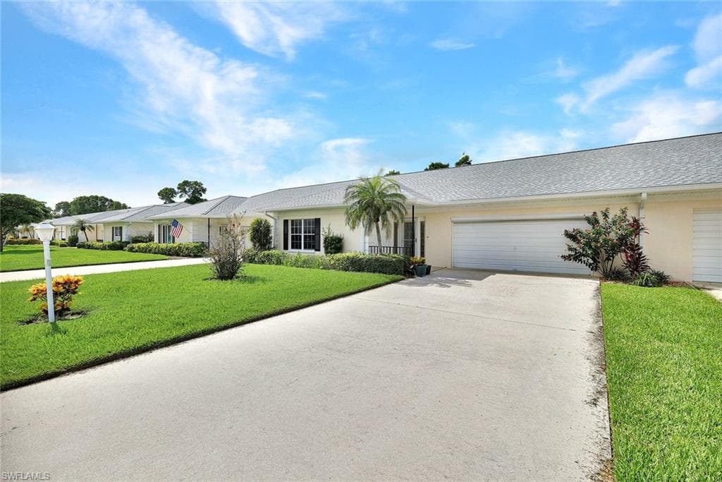 1214 Medinah DR-4