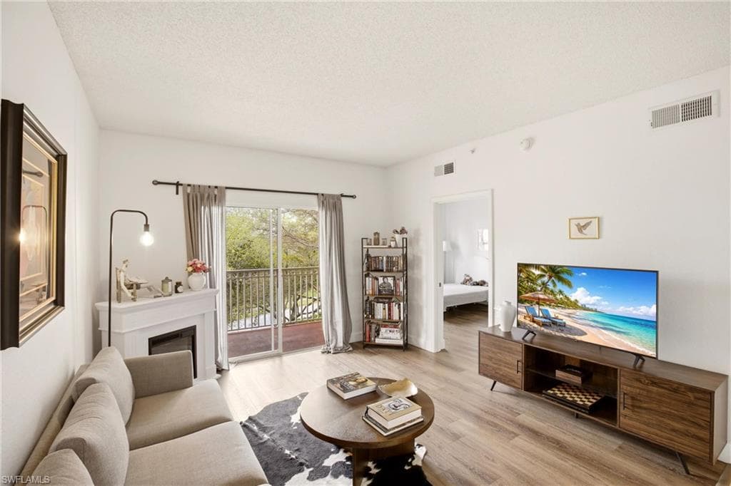 15590 Ocean Walk CIR 313-9