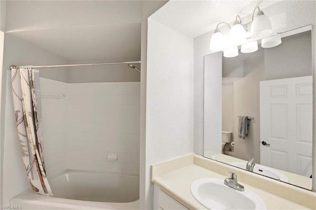 15590 Ocean Walk CIR 313-19
