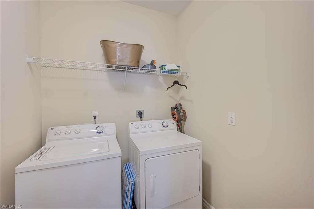 8540 Violeta ST 202-21