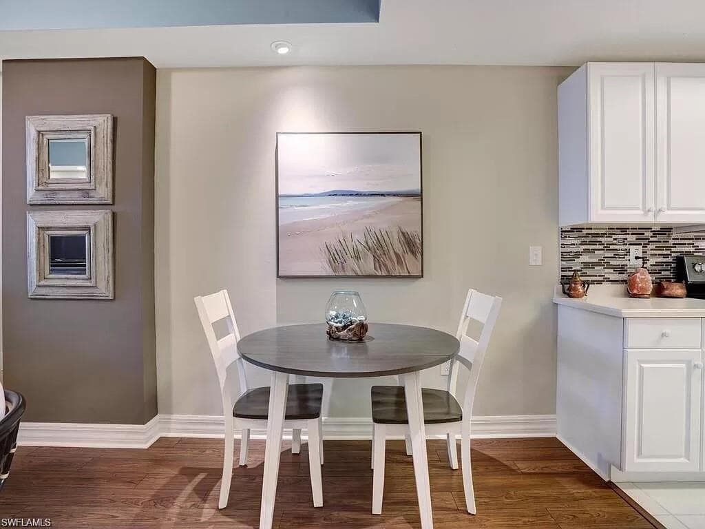 2797 1st ST 1102-6