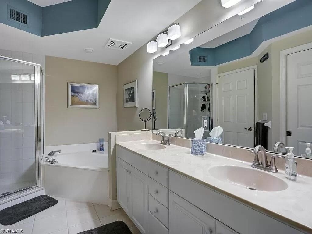 2797 1st ST 1102-15