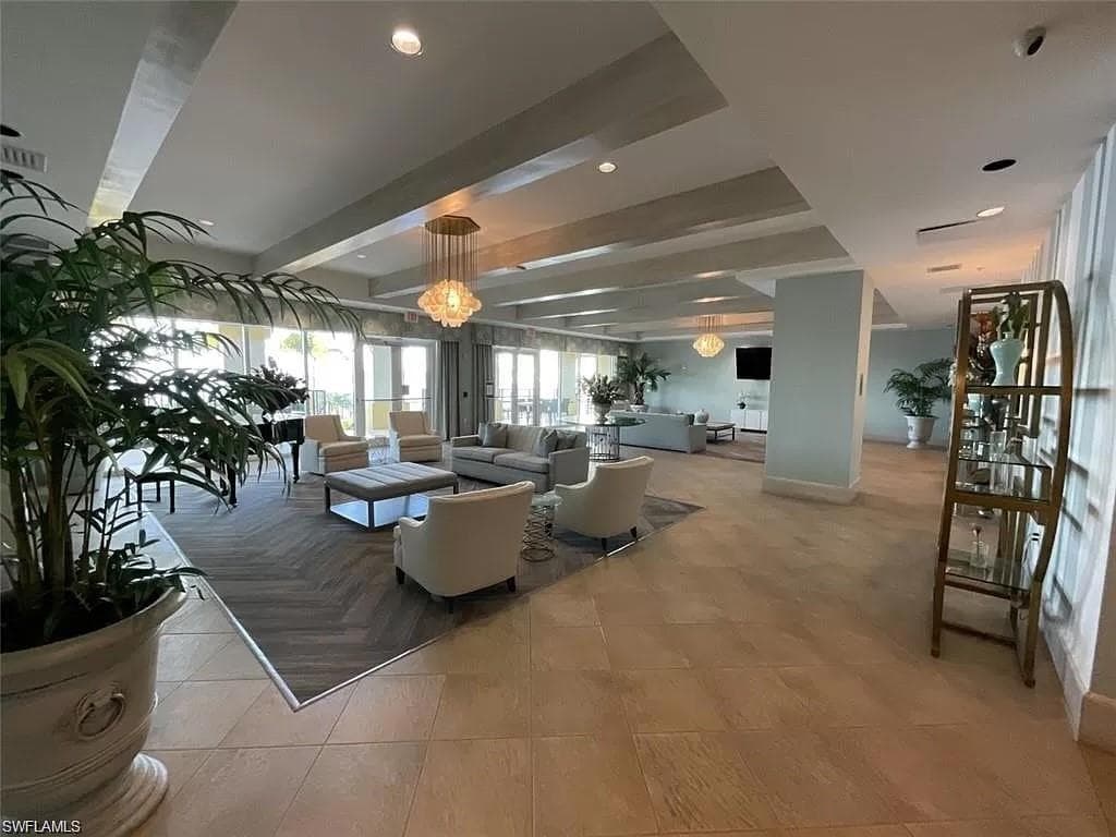 2797 1st ST 1102-21