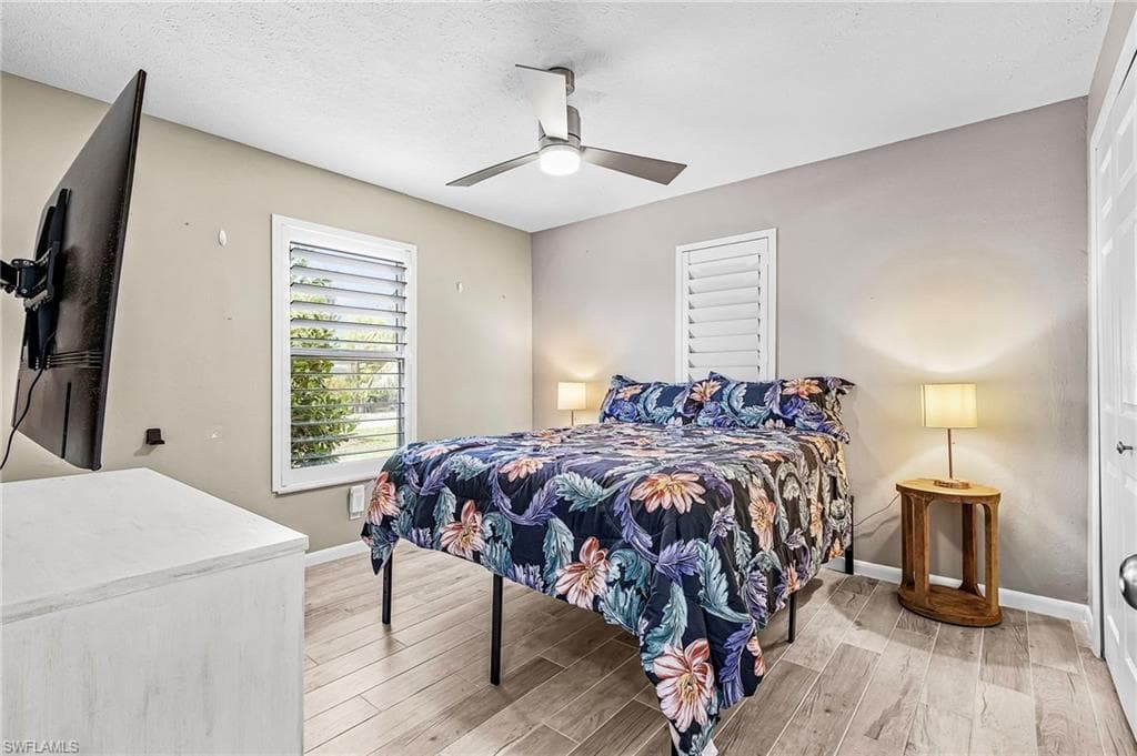 12303 Cristi WAY-30