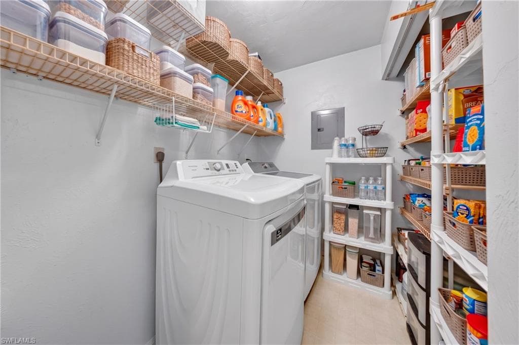 10020 Carolina ST 22-22