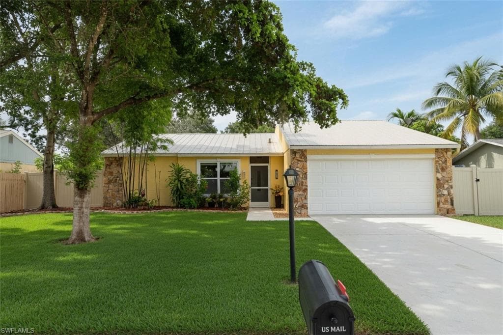 15818 Key Grass LN-9