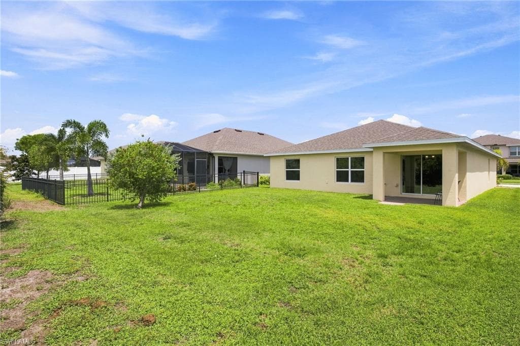 3166 Estancia LN-3