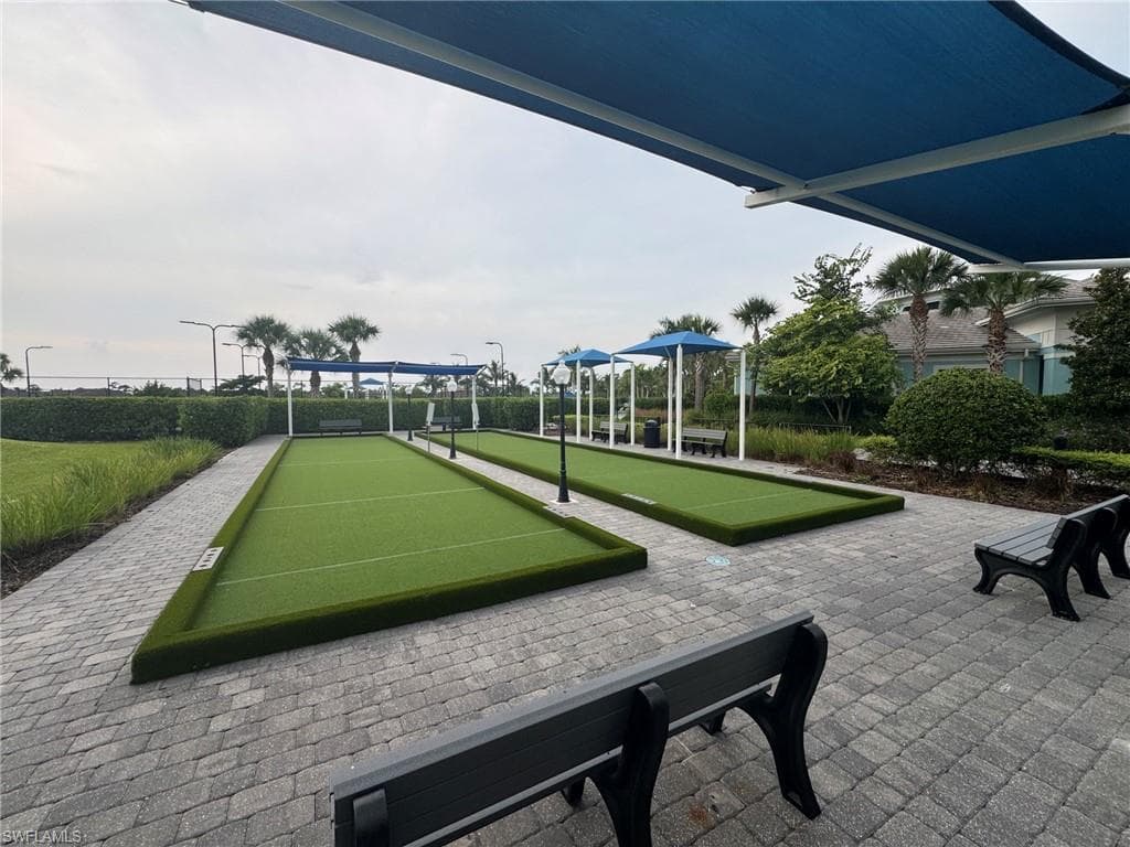 3166 Estancia LN-32