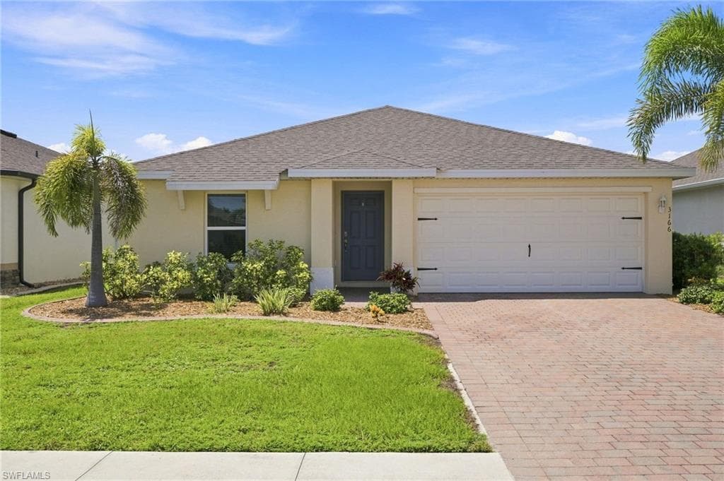 3166 Estancia LN-1