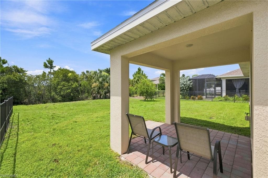 3166 Estancia LN-5