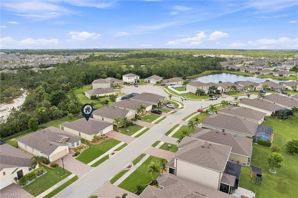 3166 Estancia LN-24