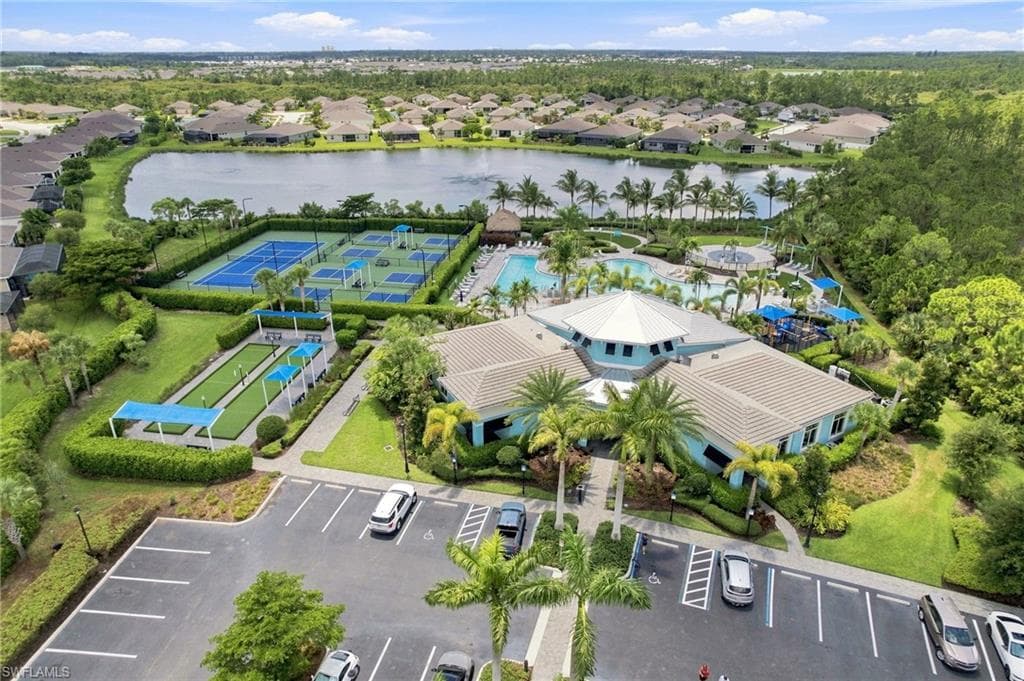 3166 Estancia LN-30