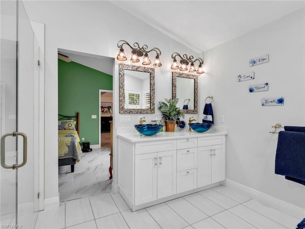 1256 Naples Lake DR-30