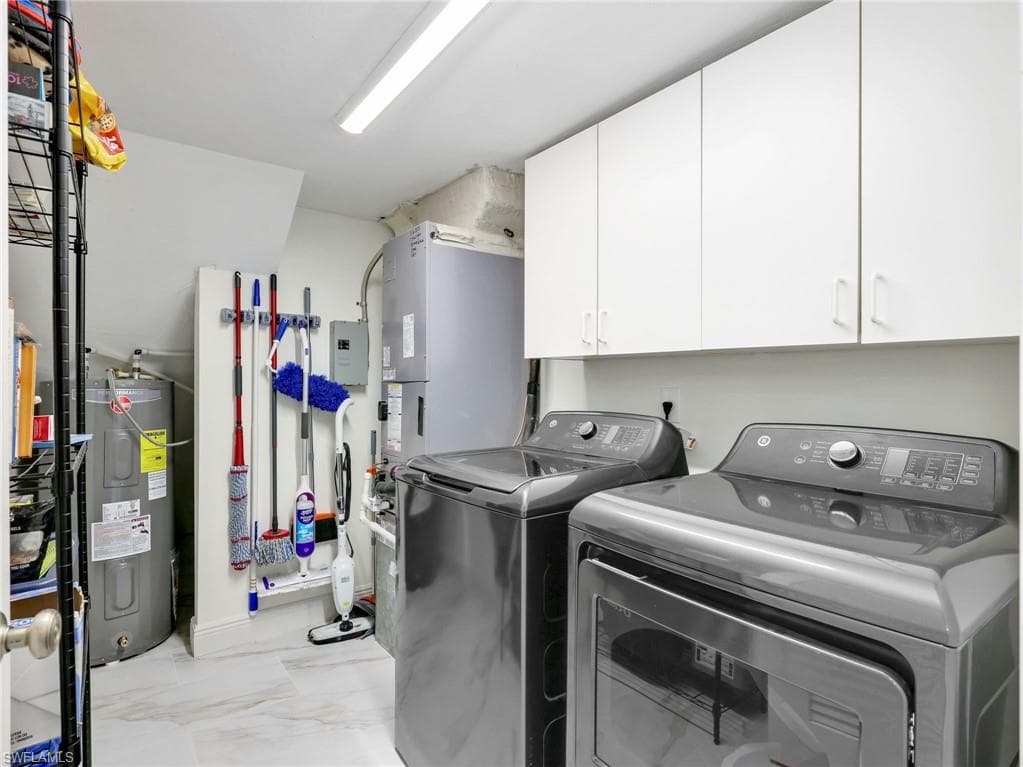 1256 Naples Lake DR-37