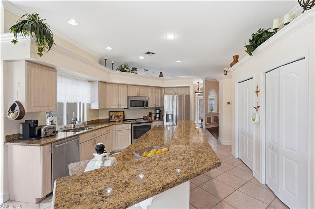 8861 Creek Run DR-17