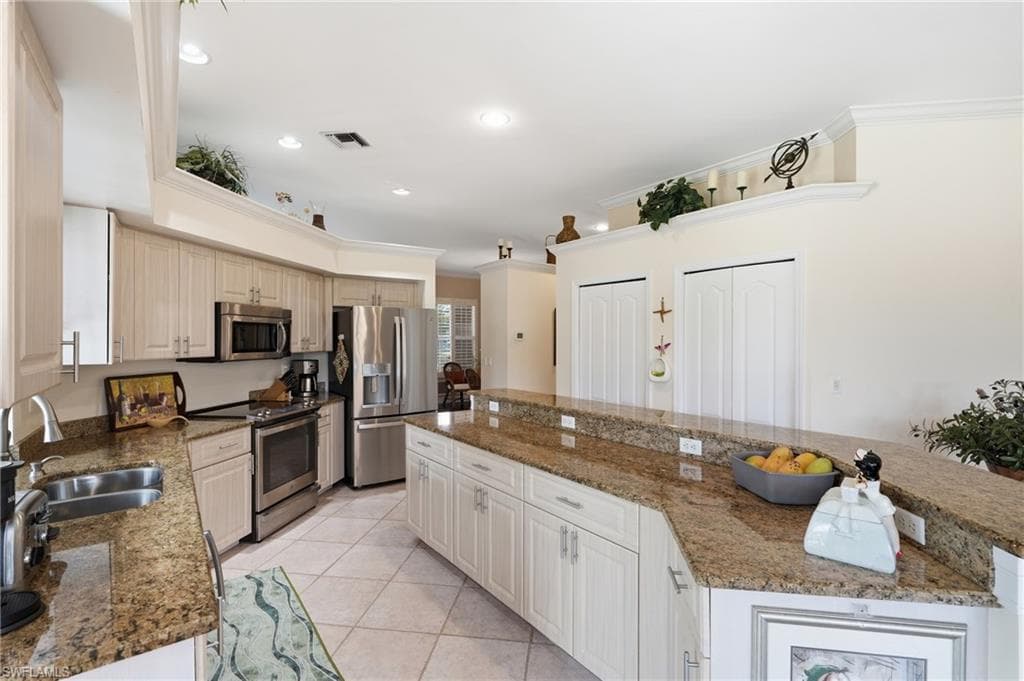 8861 Creek Run DR-19