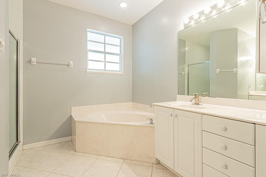 2215 Hawksridge DR 802-26