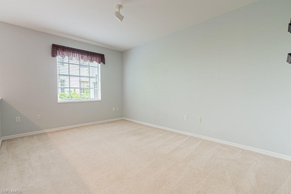 2215 Hawksridge DR 802-7