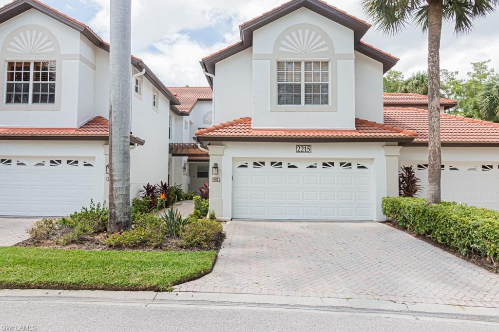 2215 Hawksridge DR 802-1