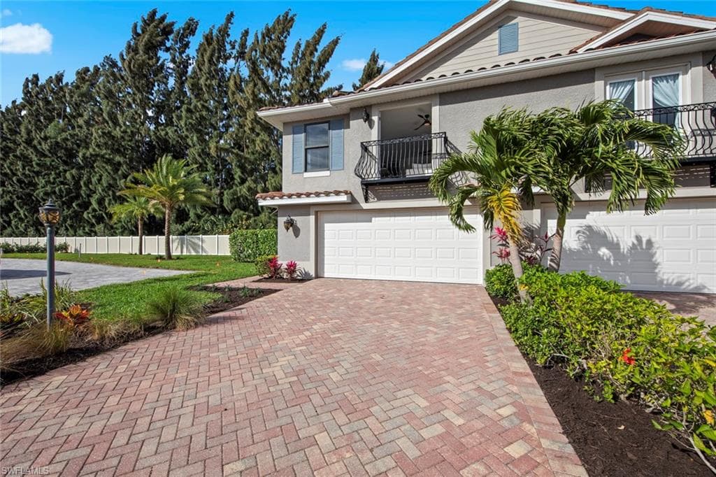13124 Golden Palms CIR-2
