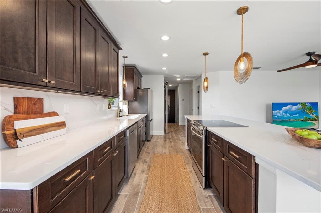 13124 Golden Palms CIR-5