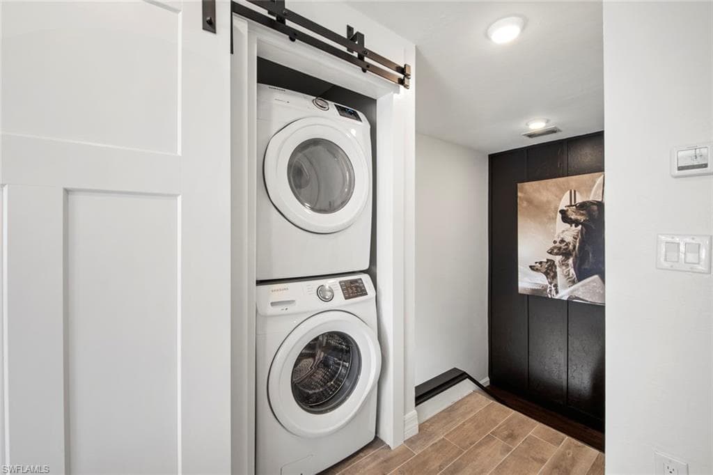 13124 Golden Palms CIR-19