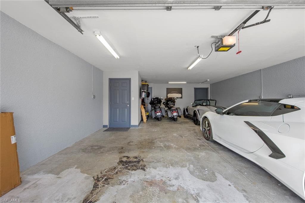 13124 Golden Palms CIR-21