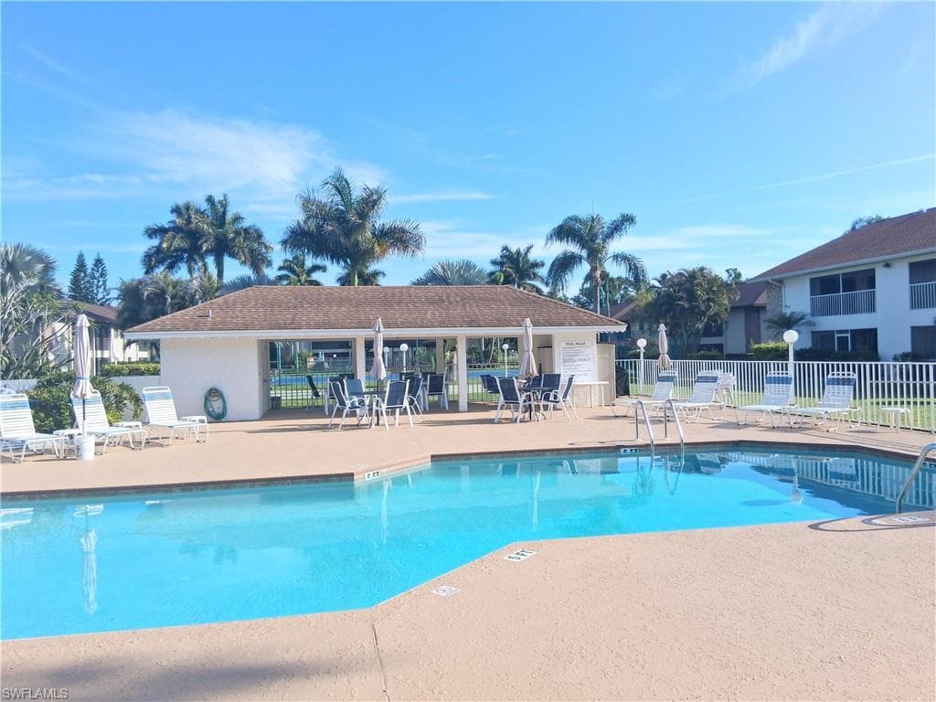 59 Camelot Gardens BLVD 109-25