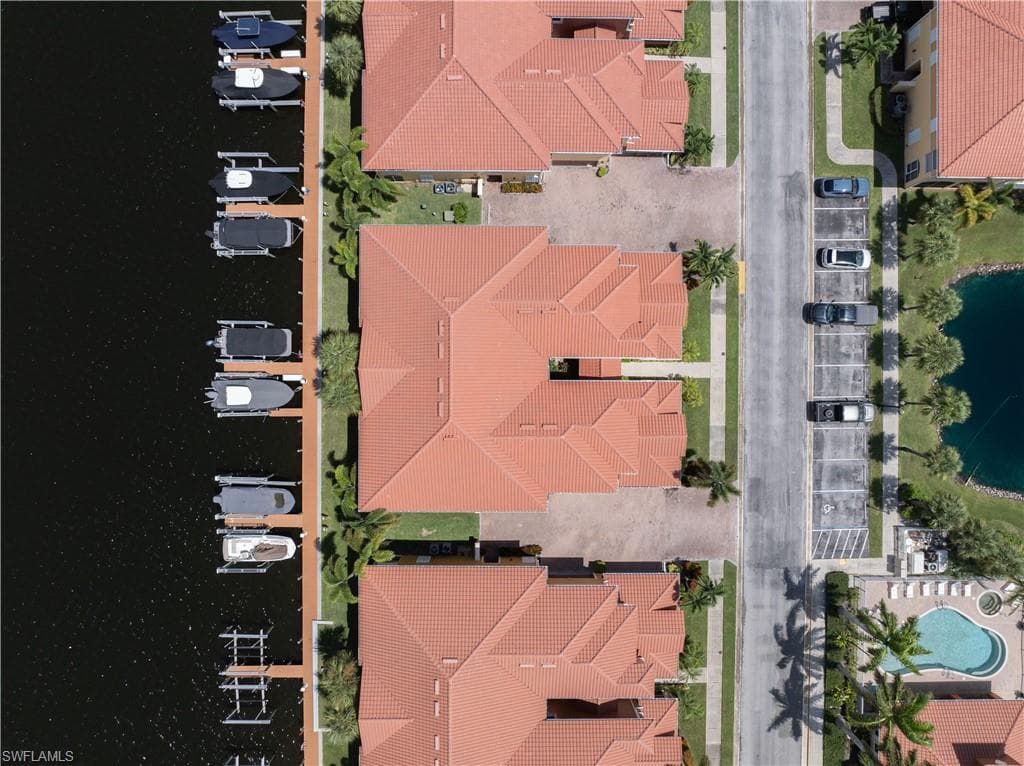 198 Shadroe Cove CIR 502-39