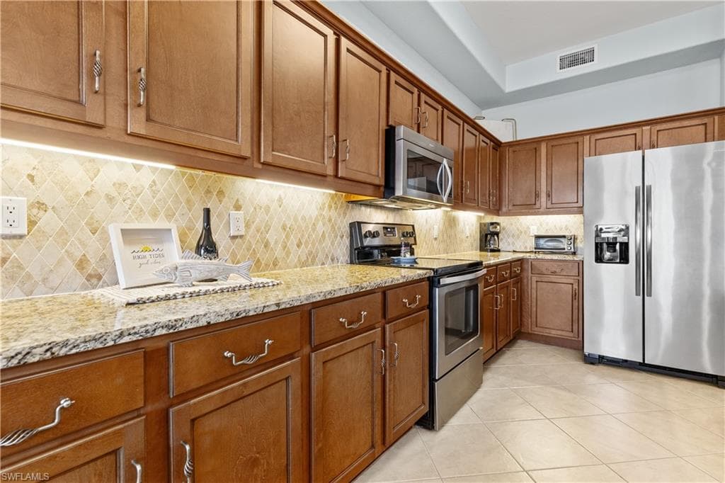 198 Shadroe Cove CIR 502-17